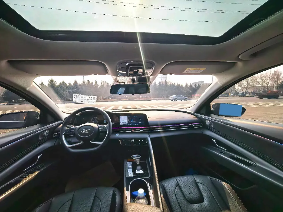 2022 Hyundai Elantra 1.5L 115HP L4 CVT,autocango,china used car exporter,china ev exporter,chinese used car exporter,chinese used ev exporter