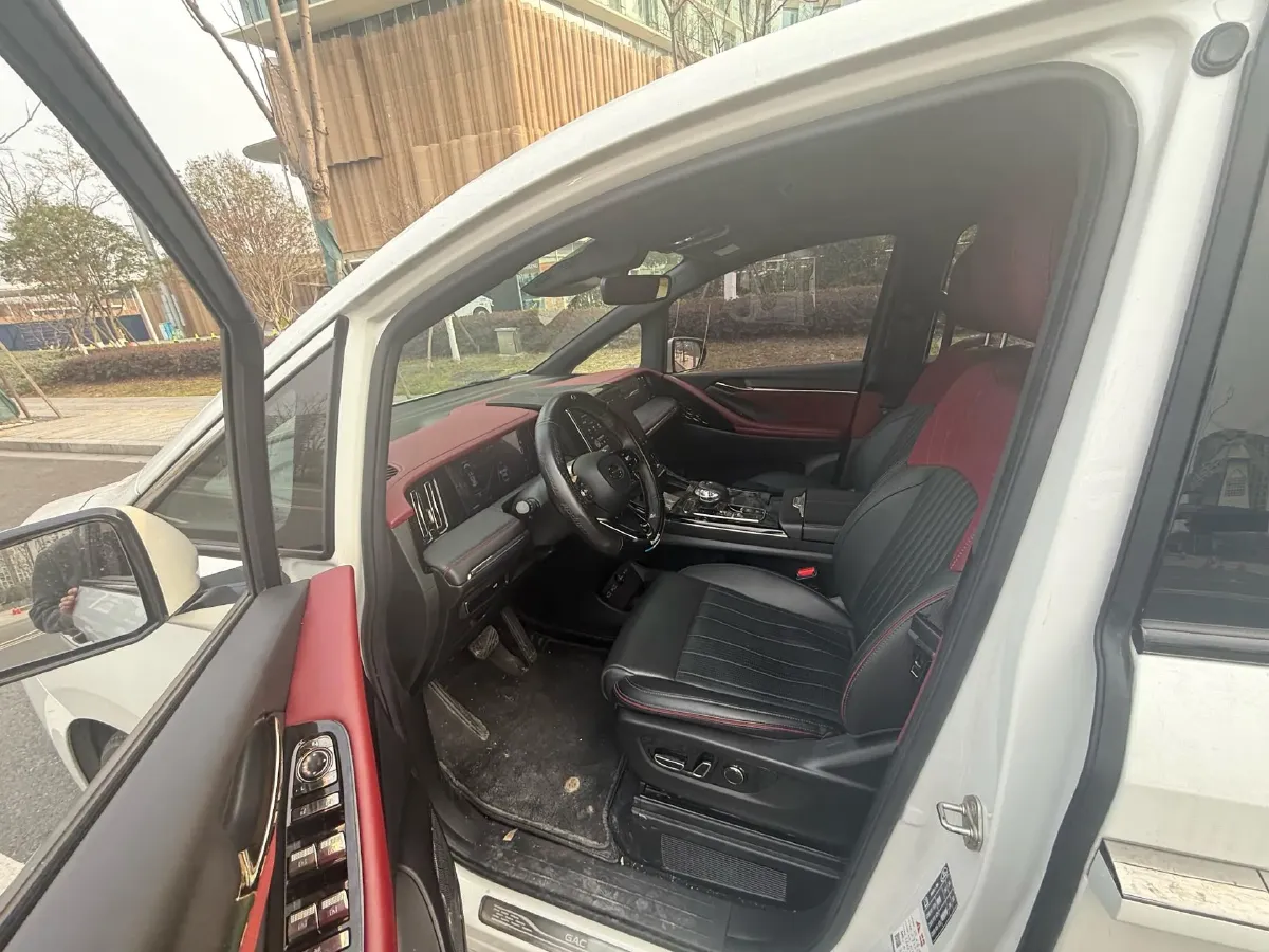 2024 GAC Trumpchi M8 2.0T 252HP L4 8AT,autocango,china used car exporter,china ev exporter,chinese used car exporter,chinese used ev exporter