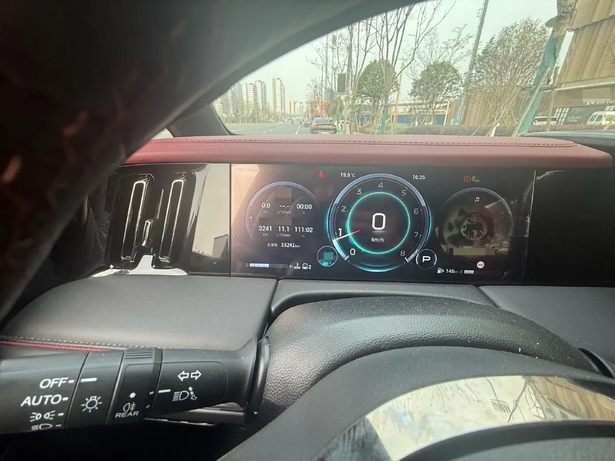 2024 GAC Trumpchi M8 2.0T 252HP L4 8AT,autocango,china used car exporter,china ev exporter,chinese used car exporter,chinese used ev exporter