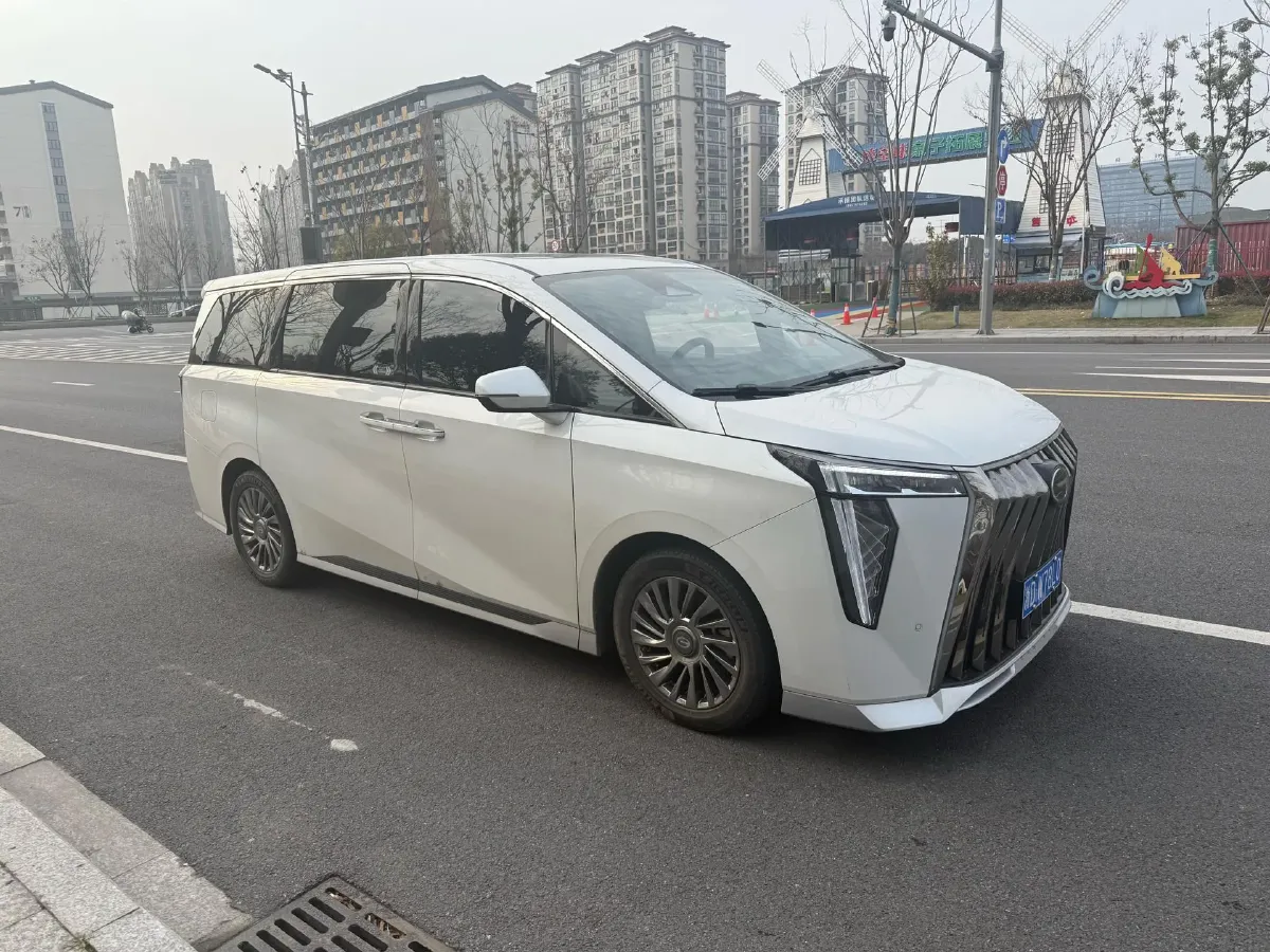 2024 GAC Trumpchi M8 2.0T 252HP L4 8AT,autocango,china used car exporter,china ev exporter,chinese used car exporter,chinese used ev exporter