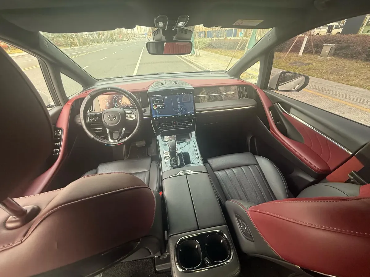 2024 GAC Trumpchi M8 2.0T 252HP L4 8AT,autocango,china used car exporter,china ev exporter,chinese used car exporter,chinese used ev exporter