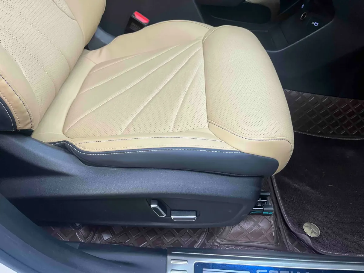 2023 Geely StarRay 1.5T 181HP L4 7DCT,autocango,china used car exporter,china ev exporter,chinese used car exporter,chinese used ev exporter