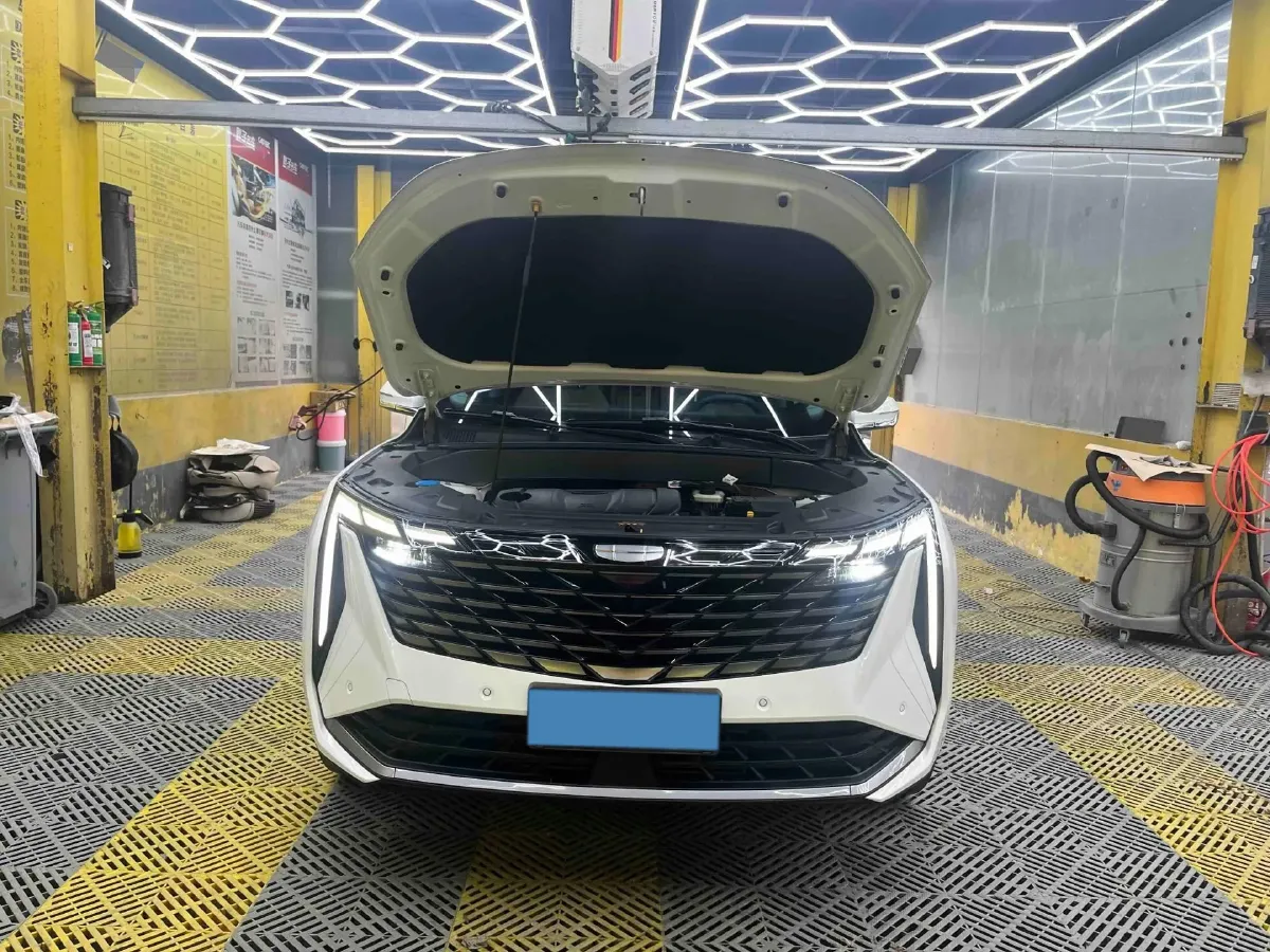2023 Geely StarRay 1.5T 181HP L4 7DCT,autocango,china used car exporter,china ev exporter,chinese used car exporter,chinese used ev exporter