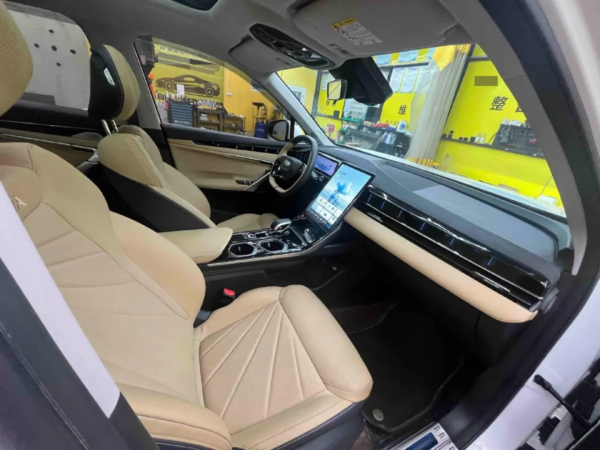 2023 Geely StarRay 1.5T 181HP L4 7DCT,autocango,china used car exporter,china ev exporter,chinese used car exporter,chinese used ev exporter