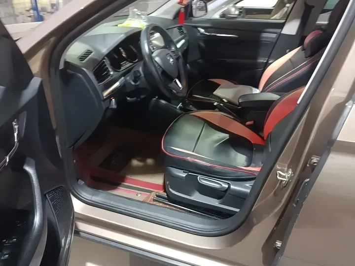 2018 Skoda Kamiq 1.5L 110HP L4 6AT,autocango,china used car exporter,china ev exporter,chinese used car exporter,chinese used ev exporter