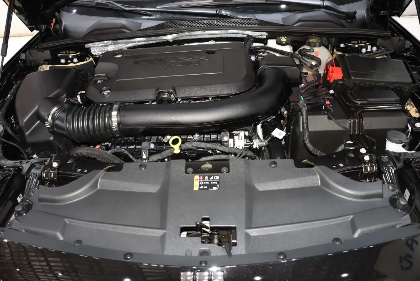 2024 Buick Regal 2.0T 237HP L4 9AT,autocango,china used car exporter,china ev exporter,chinese used car exporter,chinese used ev exporter