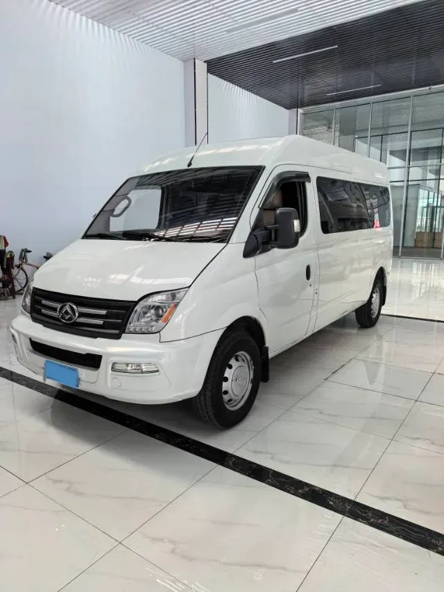 2023 MAXUS XinTu V80 2.0T 127HP L4 6MT,autocango,china used car exporter,china ev exporter,chinese used car exporter,chinese used ev exporter