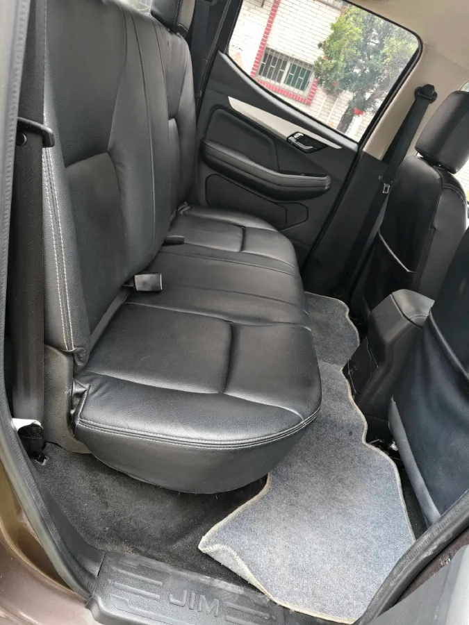 2020 Isuzu Jim 2.8T 120HP L4 5MT,autocango,china used car exporter,china ev exporter,chinese used car exporter,chinese used ev exporter