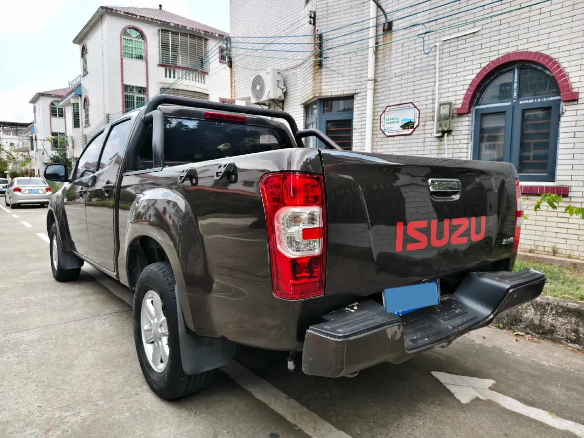 2020 Isuzu Jim 2.8T 120HP L4 5MT,autocango,china used car exporter,china ev exporter,chinese used car exporter,chinese used ev exporter