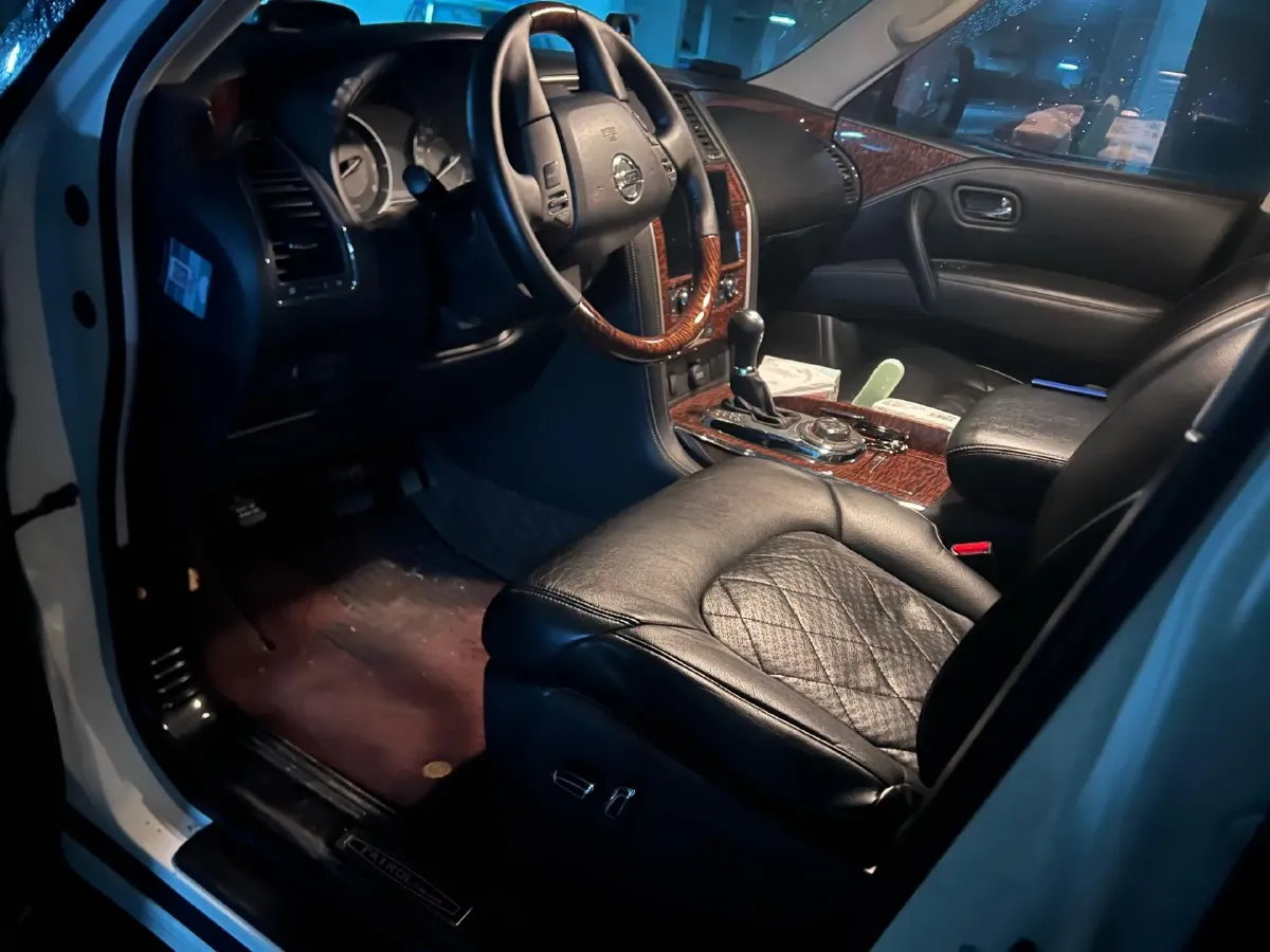 2018 Nissan Patrol 4.0L 279HP V6 7AT,autocango,china used car exporter,china ev exporter,chinese used car exporter,chinese used ev exporter