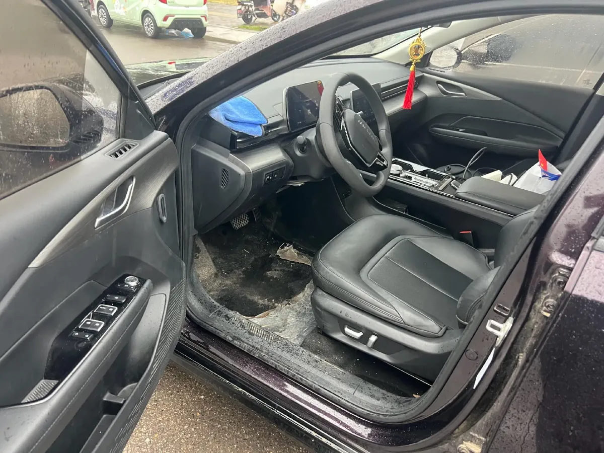 2024 WuLing XingGuang 1.5L 106HP L4 E-CVT PHEV 9.5KWH,autocango,china used car exporter,china ev exporter,chinese used car exporter,chinese used ev exporter