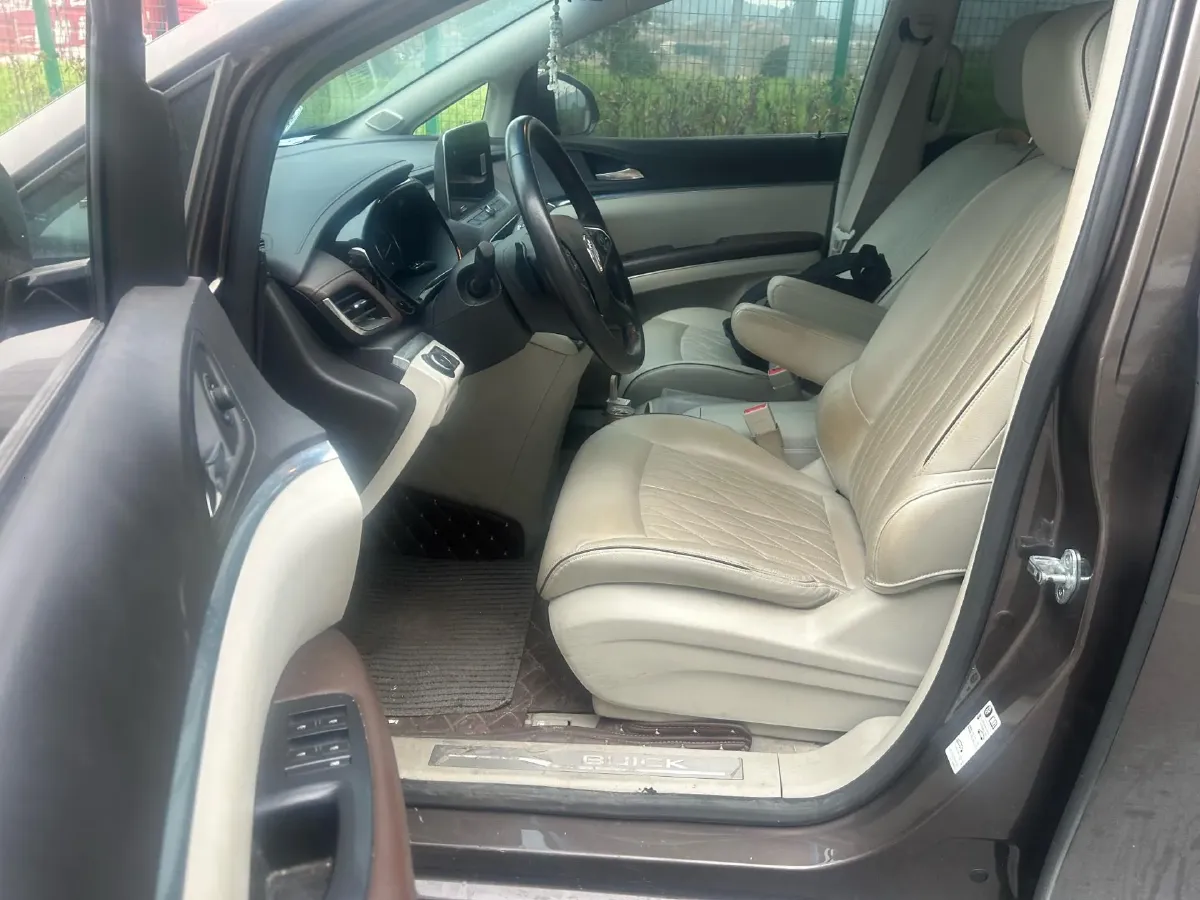 2021 Buick GL8 2.0T 237HP L4 9AT,autocango,china used car exporter,china ev exporter,chinese used car exporter,chinese used ev exporter