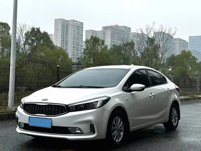 2016 Kia K3 1.6L 128HP L4 6MT,autocango,china used car exporter,china ev exporter,chinese used car exporter,chinese used ev exporter