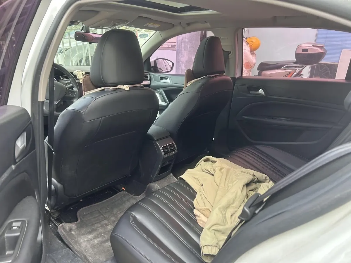 2019 Peugeot 408 1.2T 136HP L3 6DCT,autocango,china used car exporter,china ev exporter,chinese used car exporter,chinese used ev exporter