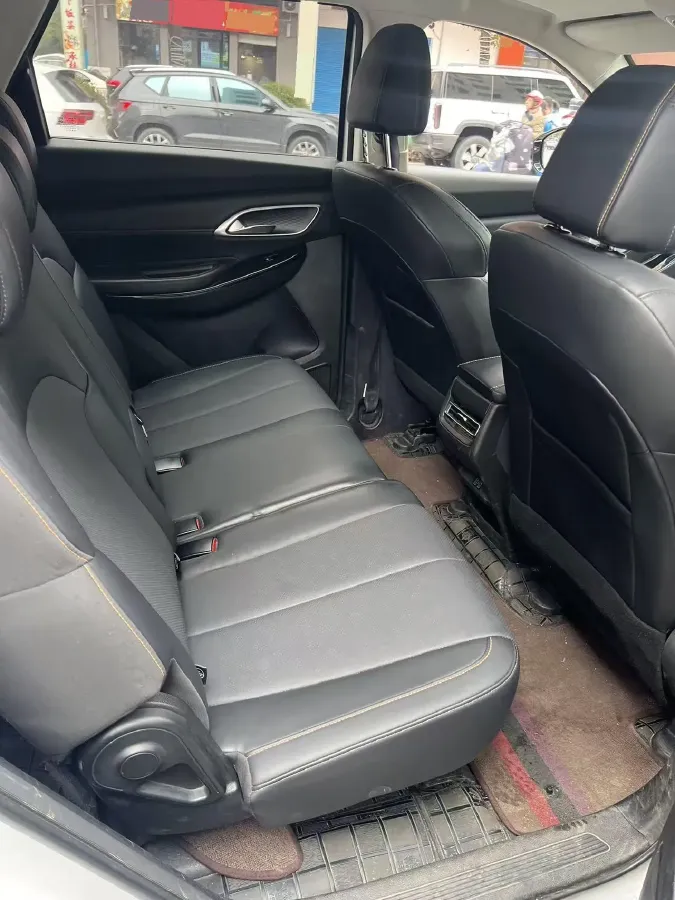 2024 ChangAn X7 PLUS 1.5T 188HP L4 7DCT,autocango,china used car exporter,china ev exporter,chinese used car exporter,chinese used ev exporter