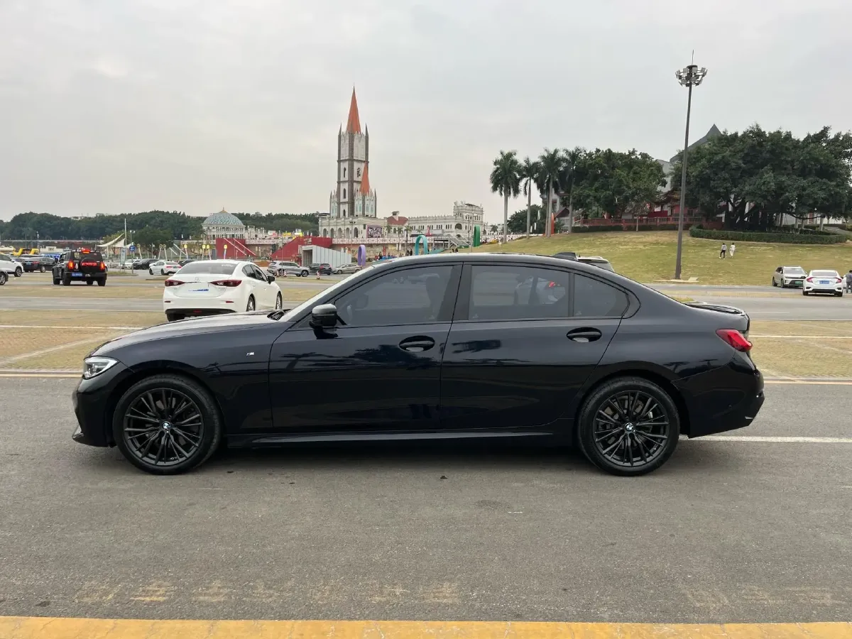 2020 BMW 3 Series 2.0T 184HP L4 8AT,autocango,china used car exporter,china ev exporter,chinese used car exporter,chinese used ev exporter