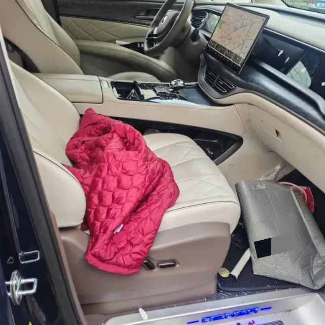 2022 HongQi HS7 3.0T 337HP V6 8AT,autocango,china used car exporter,china ev exporter,chinese used car exporter,chinese used ev exporter