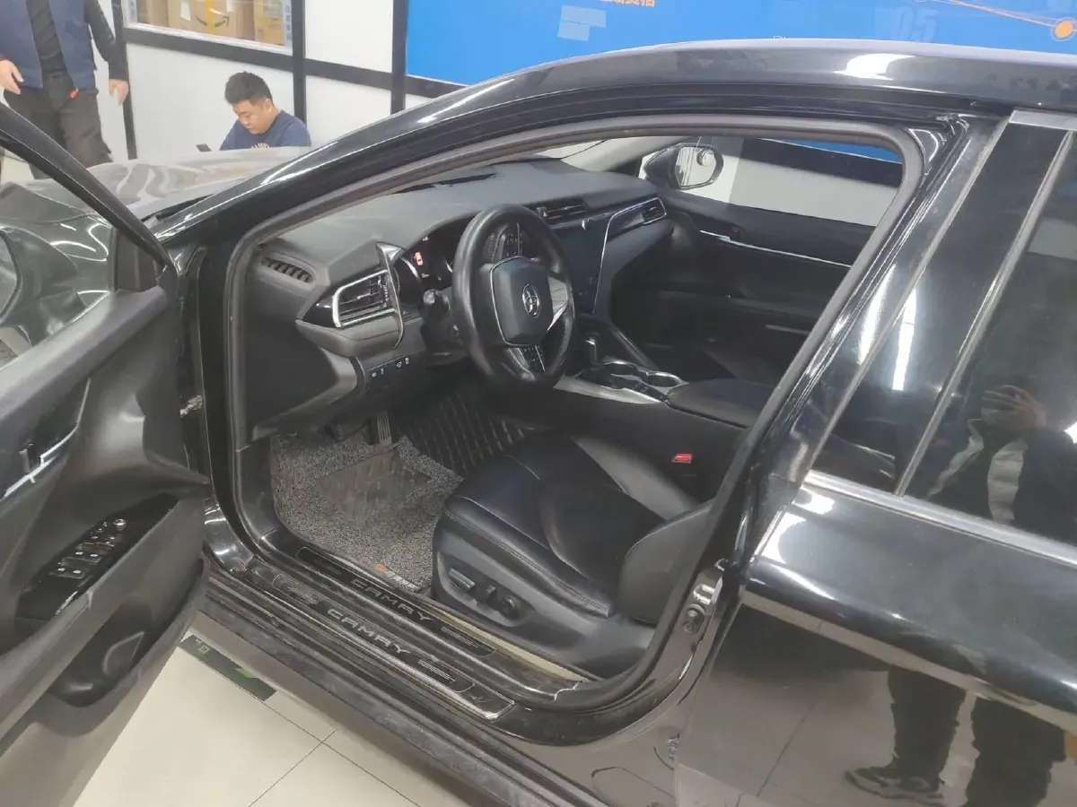 2019 Toyota Camry 2.5L 178HP L4 E-CVT Hybrid,autocango,china used car exporter,china ev exporter,chinese used car exporter,chinese used ev exporter