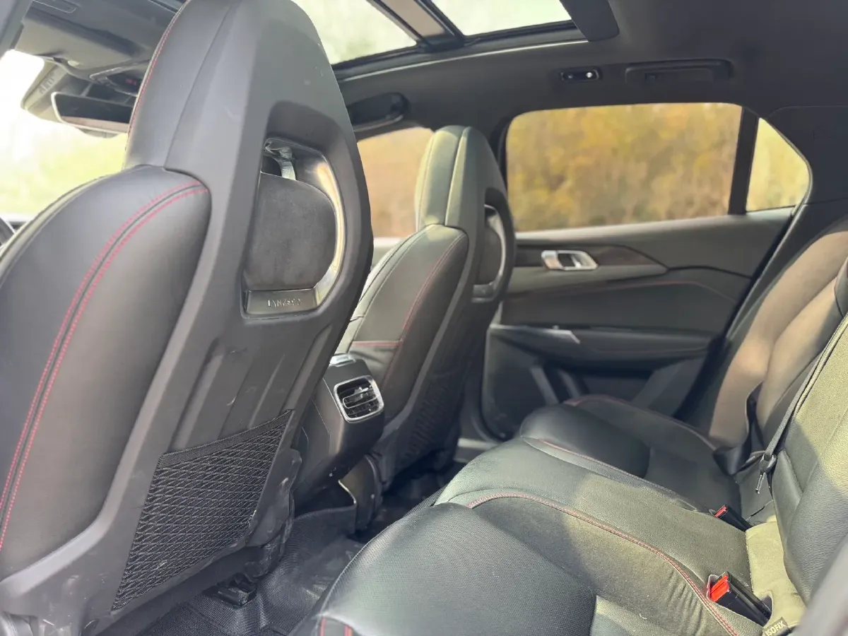 2018 Toyota C-HR 2.0L 171HP L4 CVT,autocango,china used car exporter,china ev exporter,chinese used car exporter,chinese used ev exporter