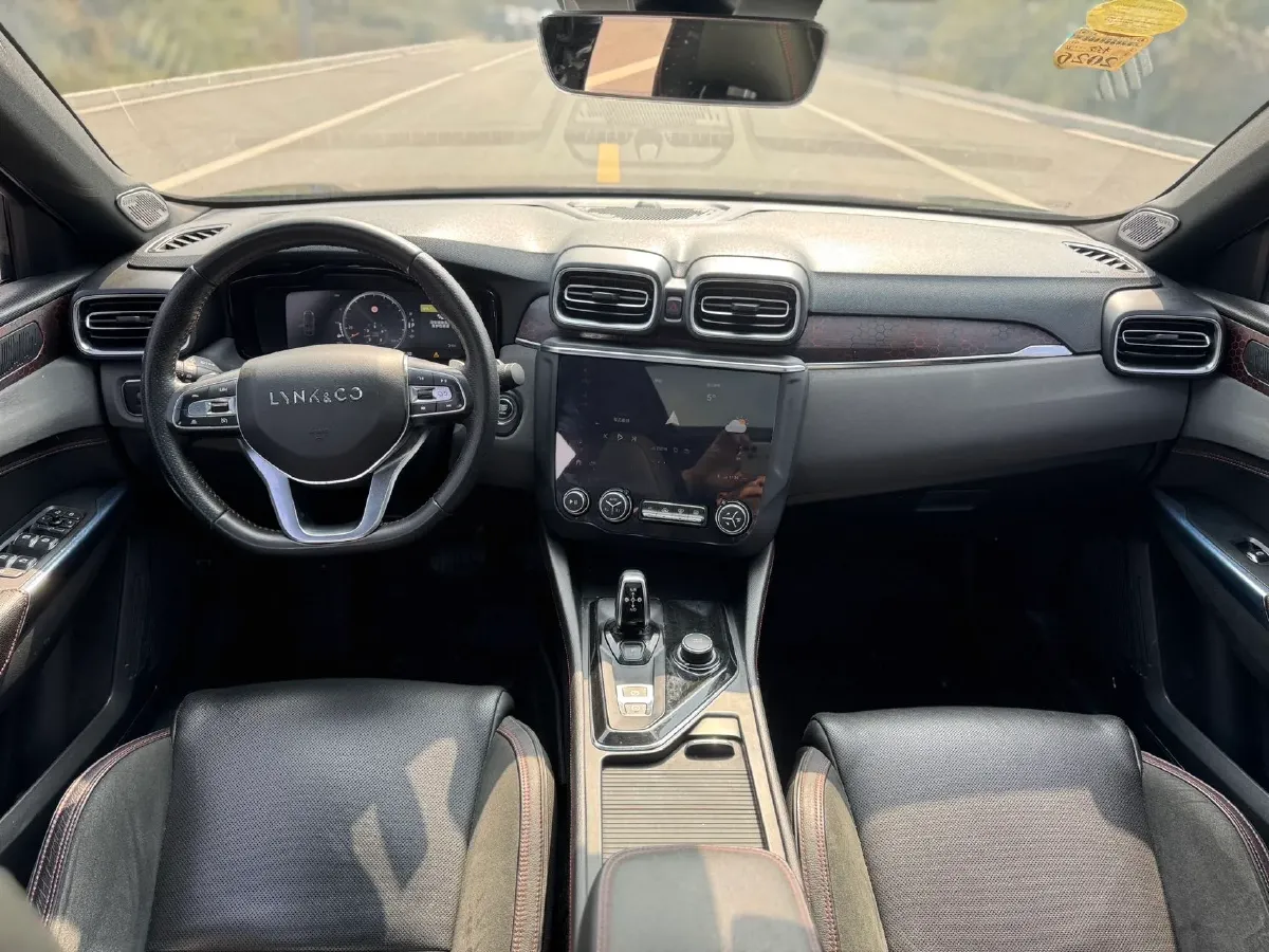 2018 Toyota C-HR 2.0L 171HP L4 CVT,autocango,china used car exporter,china ev exporter,chinese used car exporter,chinese used ev exporter