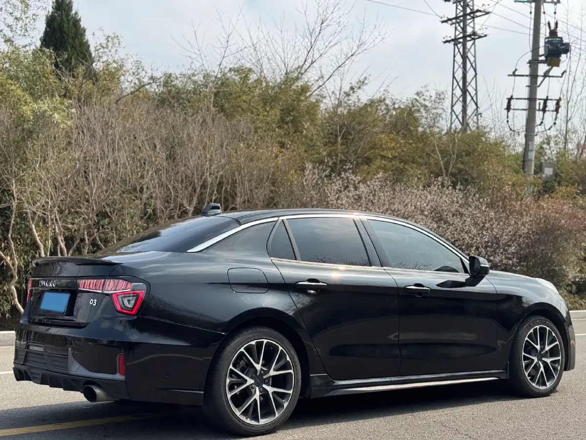 2018 Toyota C-HR 2.0L 171HP L4 CVT,autocango,china used car exporter,china ev exporter,chinese used car exporter,chinese used ev exporter