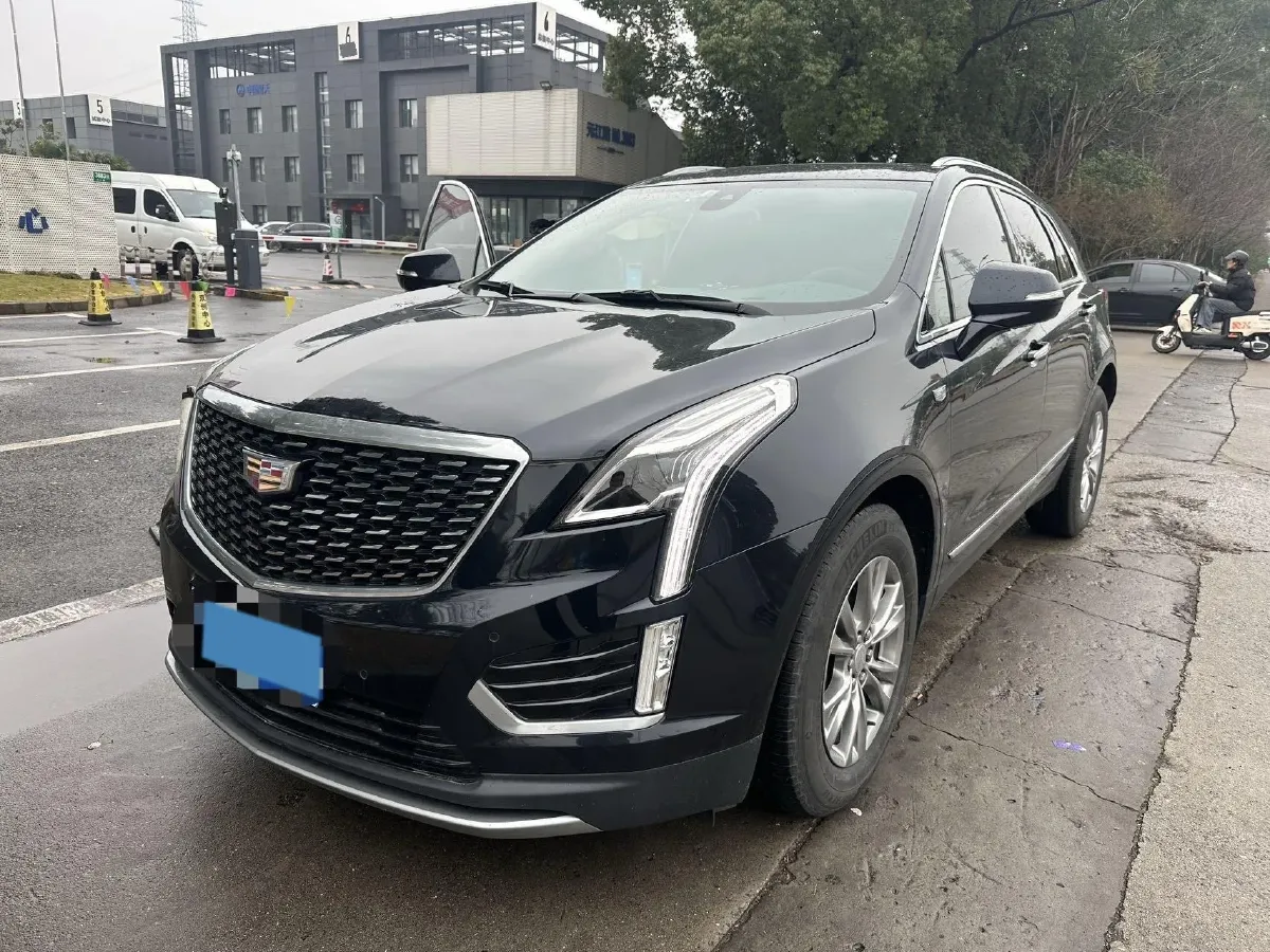 2021 Cadillac XT5 2.0T 237HP L4 9AT,autocango,china used car exporter,china ev exporter,chinese used car exporter,chinese used ev exporter