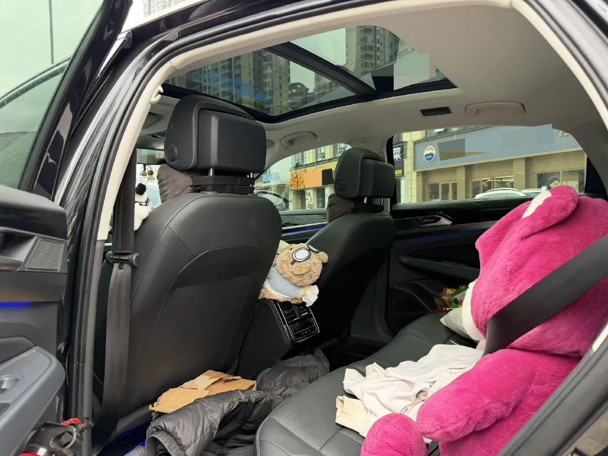 2024 Volkswagen Passat 2.0T 220HP L4 7DCT,autocango,china used car exporter,china ev exporter,chinese used car exporter,chinese used ev exporter