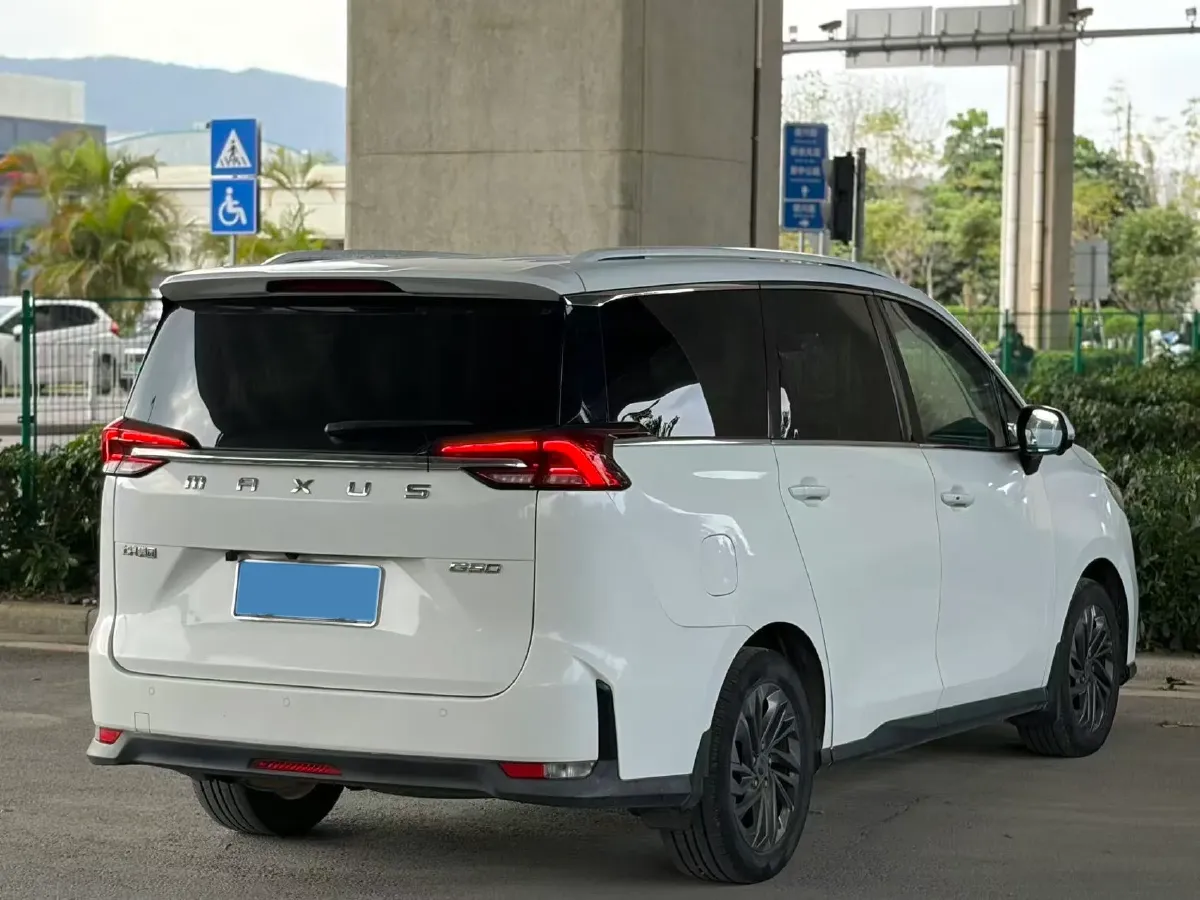 2019 MAXUS G50 1.5T 169HP L4 7DCT,autocango,china used car exporter,china ev exporter,chinese used car exporter,chinese used ev exporter