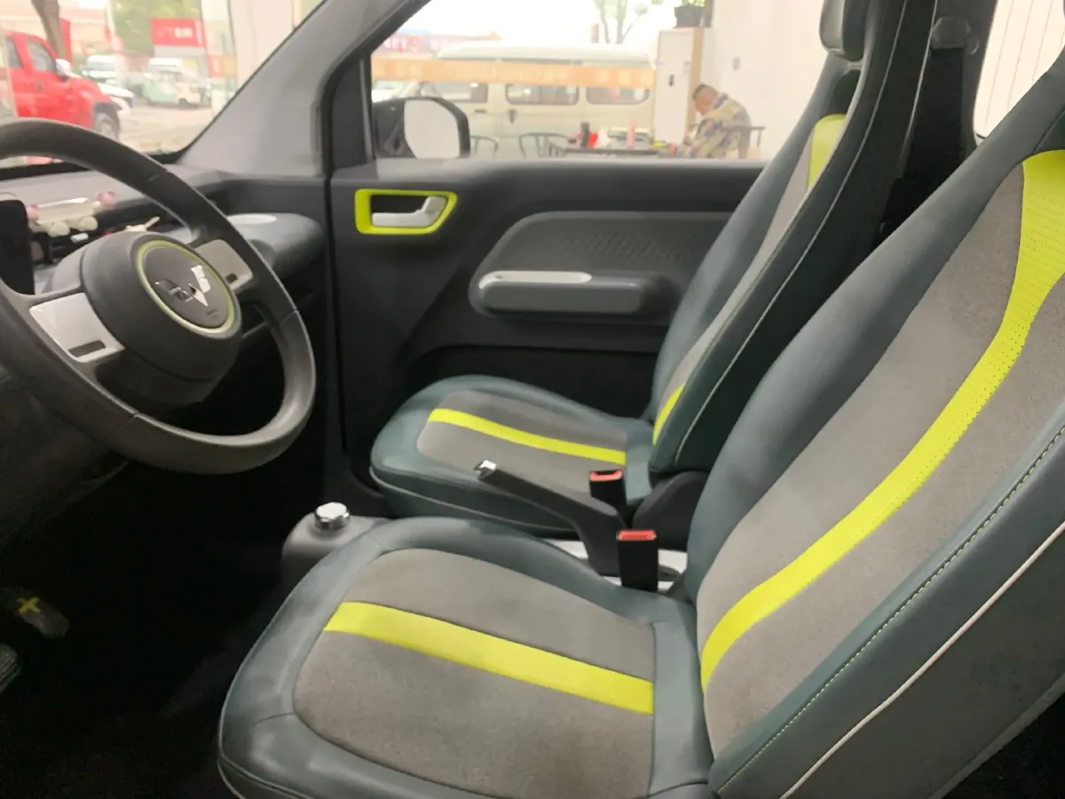 2022 WuLing HongGuang MINI EV BEV 26.5KWH,autocango,china used car exporter,china ev exporter,chinese used car exporter,chinese used ev exporter