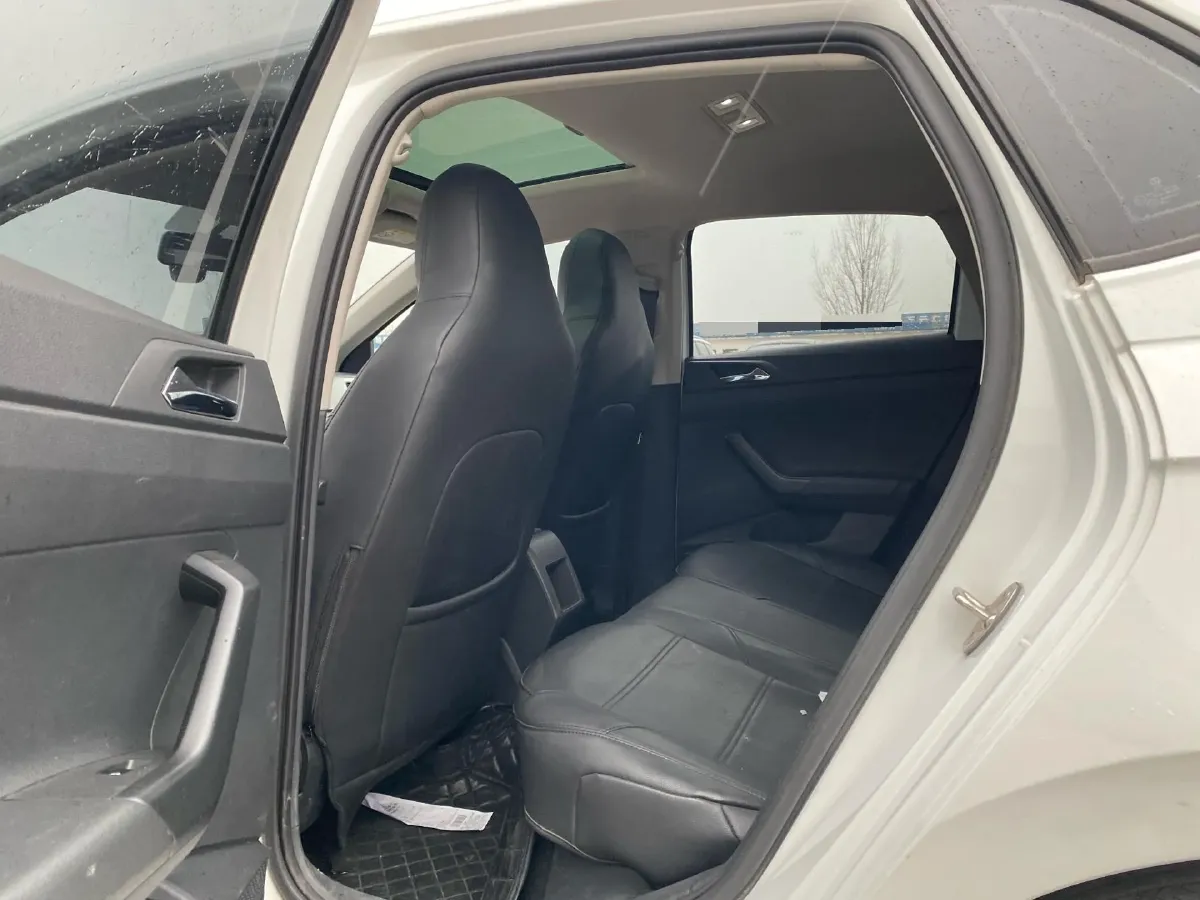 2023 ChangAn Lamore 1.5T 170HP L4 7DCT,autocango,china used car exporter,china ev exporter,chinese used car exporter,chinese used ev exporter