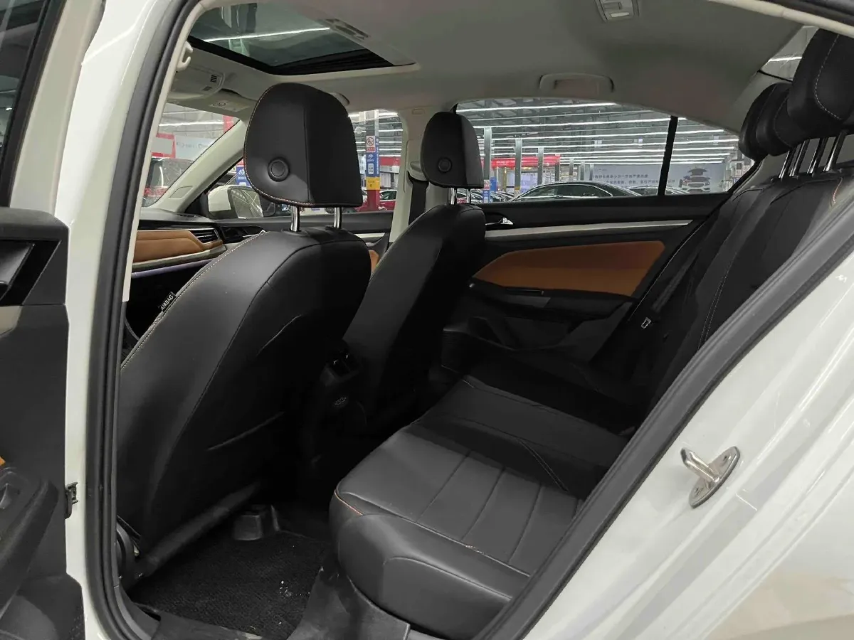 2024 Volkswagen Bora 1.4T 150HP L4 7DCT,autocango,china used car exporter,china ev exporter,chinese used car exporter,chinese used ev exporter