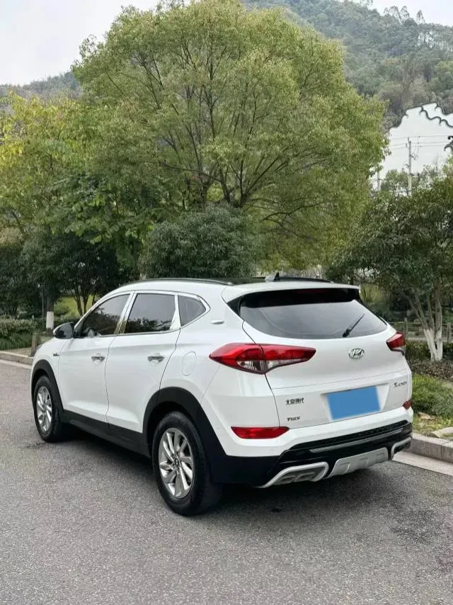 2018 Hyundai Tucson 1.6T 177HP L4 7DCT,autocango,china used car exporter,china ev exporter,chinese used car exporter,chinese used ev exporter