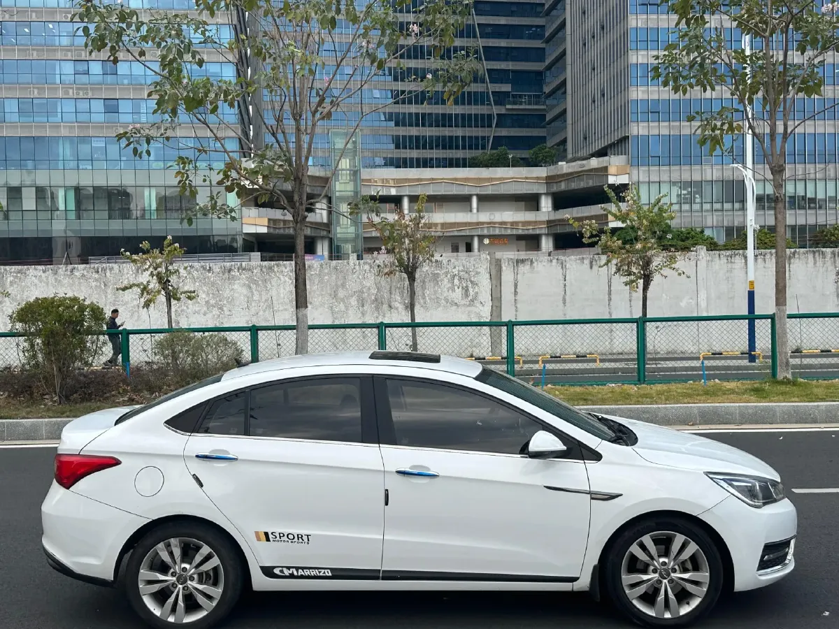 2017 ChangAn CS35 1.6L 125HP L4 5MT,autocango,china used car exporter,china ev exporter,chinese used car exporter,chinese used ev exporter