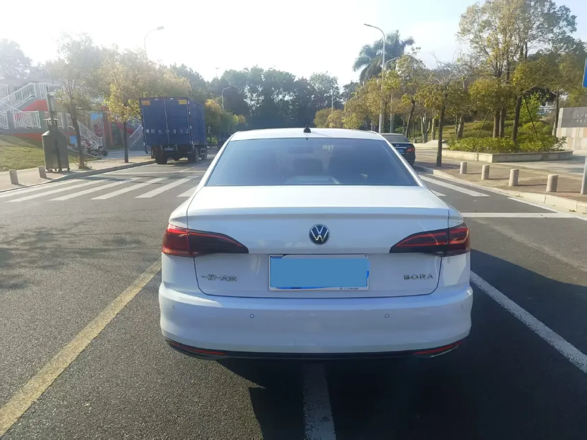 2021 Volkswagen Bora 1.5L 113HP L4 6AT,autocango,china used car exporter,china ev exporter,chinese used car exporter,chinese used ev exporter