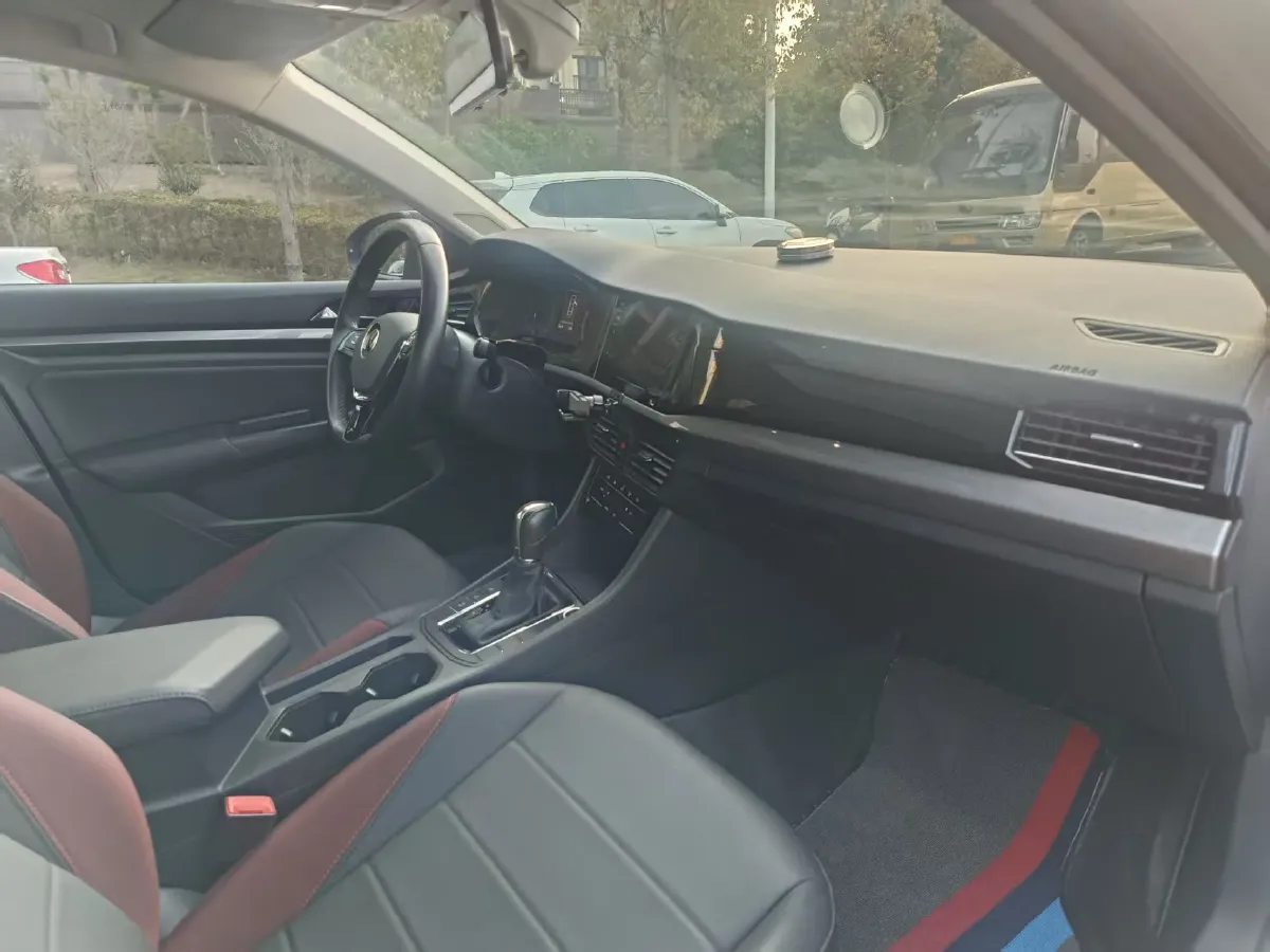 2021 Volkswagen Bora 1.5L 113HP L4 6AT,autocango,china used car exporter,china ev exporter,chinese used car exporter,chinese used ev exporter