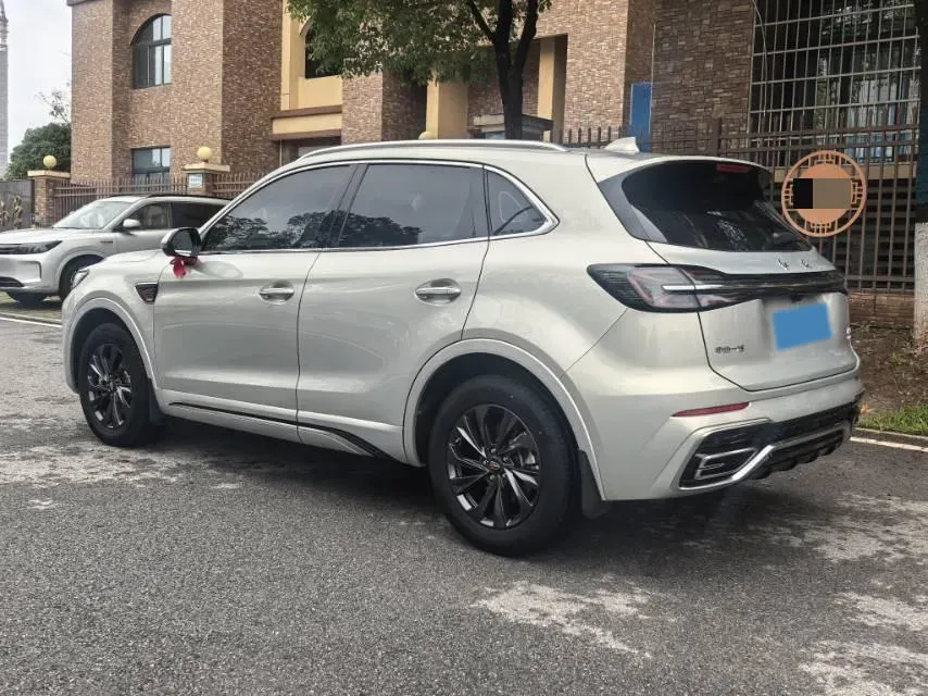 2023 HongQi HS5 2.0T 252HP L4 8AT,autocango,china used car exporter,china ev exporter,chinese used car exporter,chinese used ev exporter