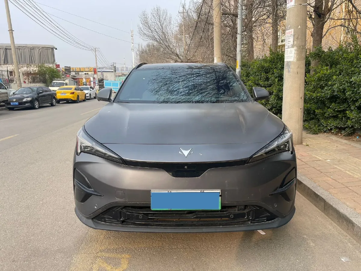2024 HongQi H5 2.0T 224HP L4 8AT,autocango,china used car exporter,china ev exporter,chinese used car exporter,chinese used ev exporter