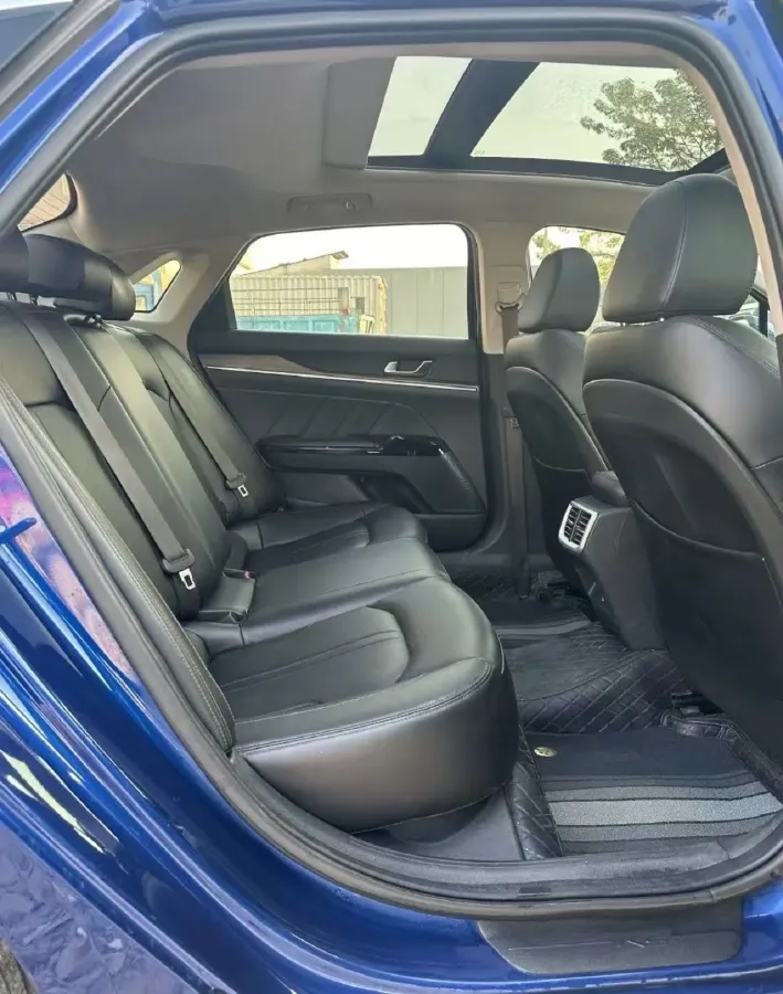 2020 Kia K5 1.5T 170HP L4 7DCT,autocango,china used car exporter,china ev exporter,chinese used car exporter,chinese used ev exporter