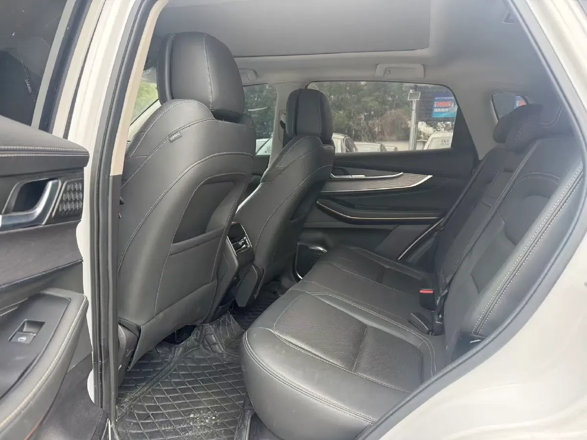 2022 Chevrolet Monza 1.5L 113HP L4 6AT,autocango,china used car exporter,china ev exporter,chinese used car exporter,chinese used ev exporter