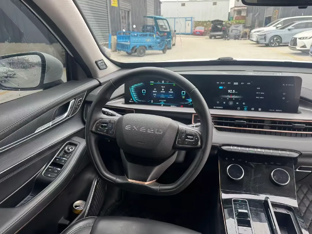 2022 Chevrolet Monza 1.5L 113HP L4 6AT,autocango,china used car exporter,china ev exporter,chinese used car exporter,chinese used ev exporter