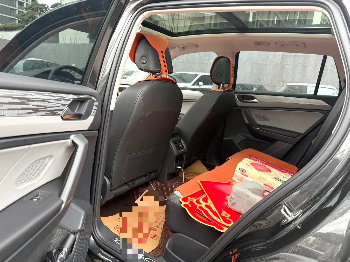 2023 Volkswagen Tayron 2.0T 186HP L4 7DCT,autocango,china used car exporter,china ev exporter,chinese used car exporter,chinese used ev exporter