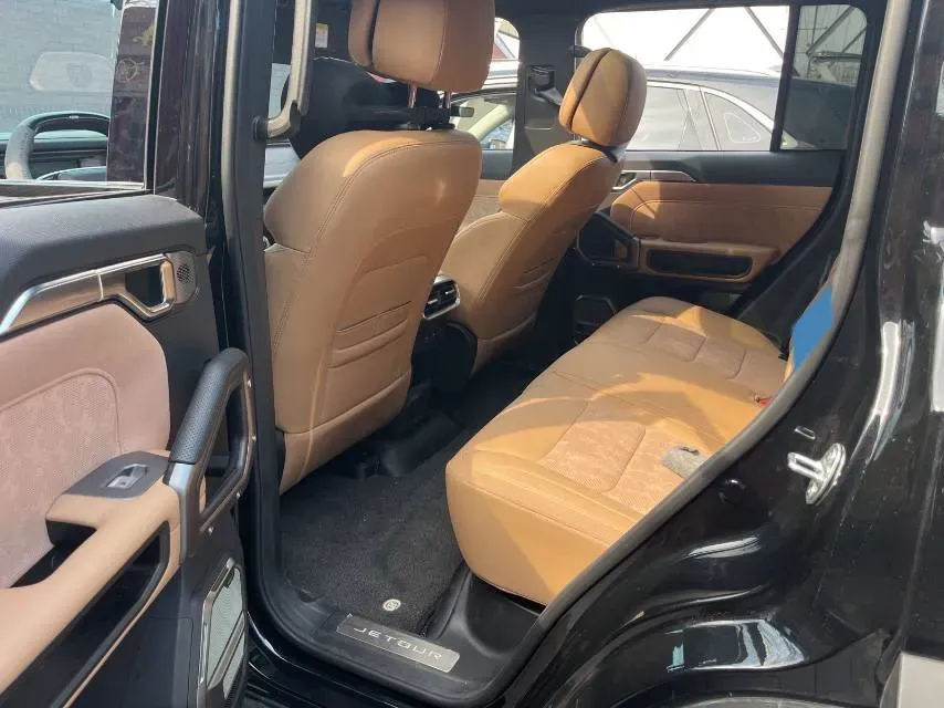 2025 Jetour Traveller 2.0T 254HP L4 8AT,autocango,china used car exporter,china ev exporter,chinese used car exporter,chinese used ev exporter