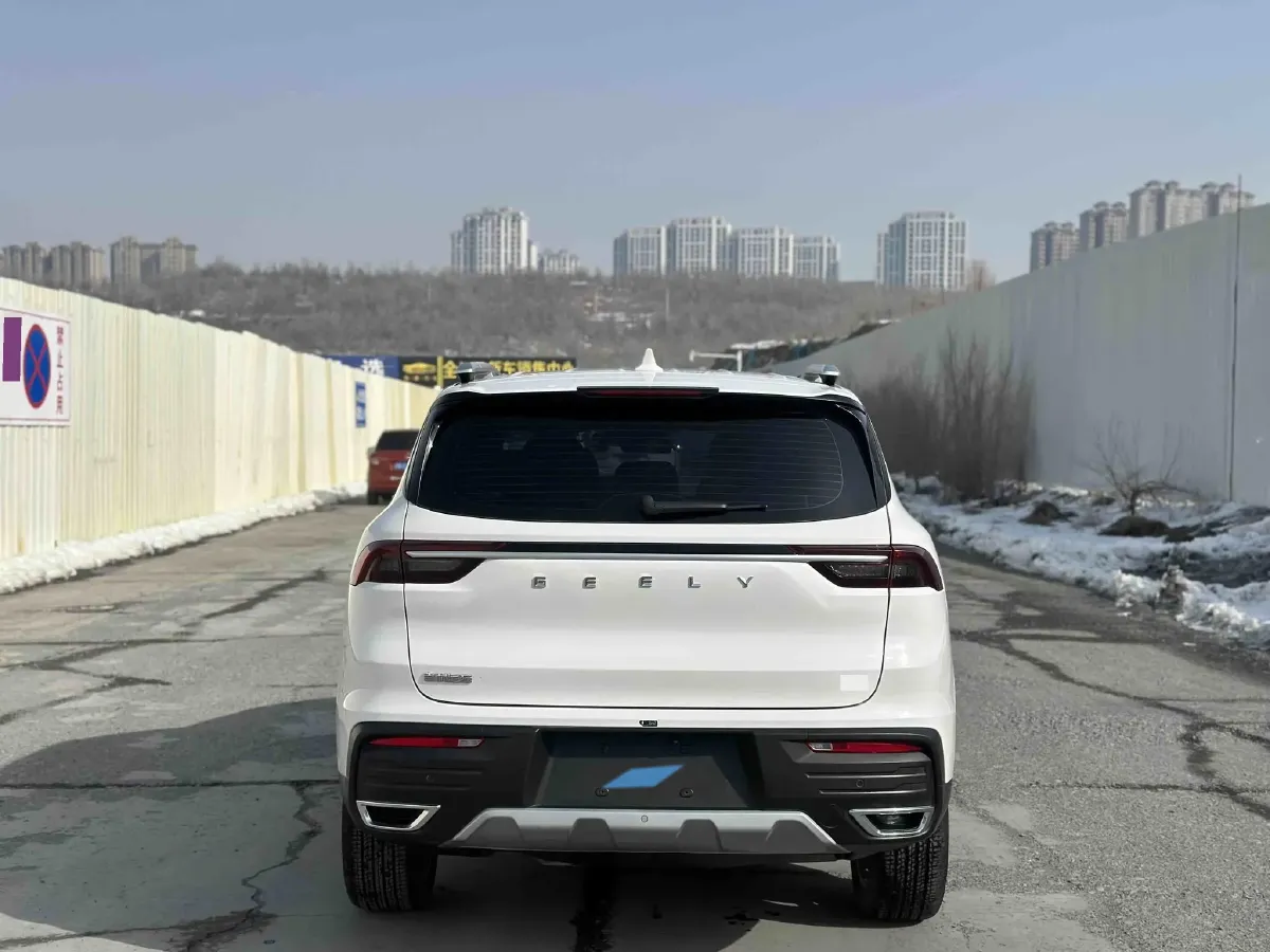 2022 Geely Okavango 1.8T 184HP L4 7DCT,autocango,china used car exporter,china ev exporter,chinese used car exporter,chinese used ev exporter