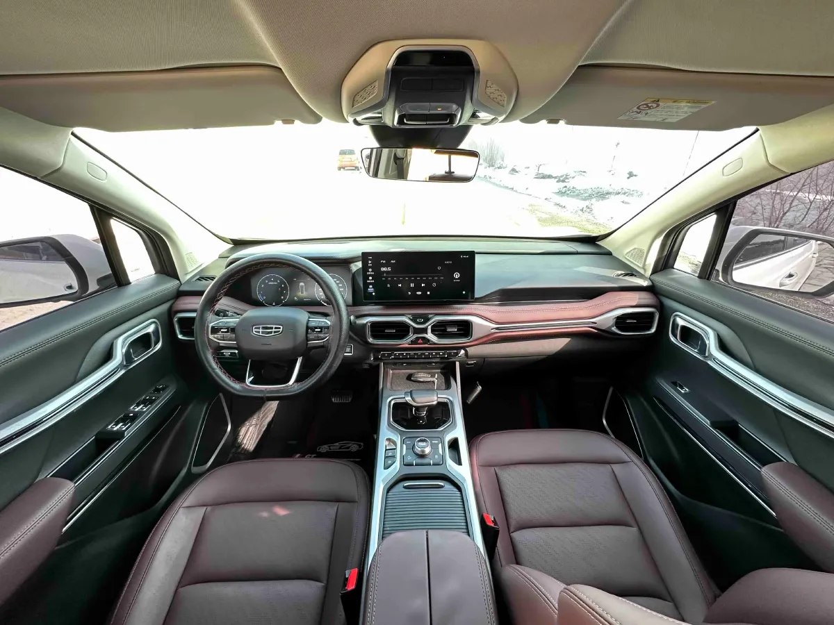 2022 Geely Okavango 1.8T 184HP L4 7DCT,autocango,china used car exporter,china ev exporter,chinese used car exporter,chinese used ev exporter