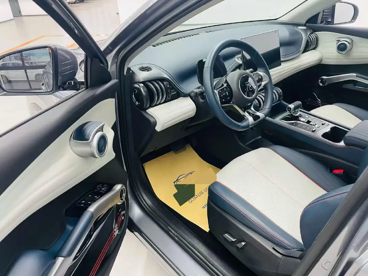 2022 Roewe RX5 MAX 1.5T 181HP L4 6AT,autocango,china used car exporter,china ev exporter,chinese used car exporter,chinese used ev exporter