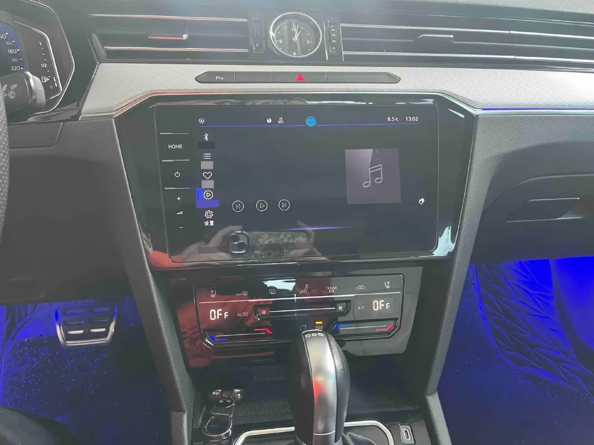 2023 Volkswagen Magotan 2.0T 186HP L4 7DCT,autocango,china used car exporter,china ev exporter,chinese used car exporter,chinese used ev exporter