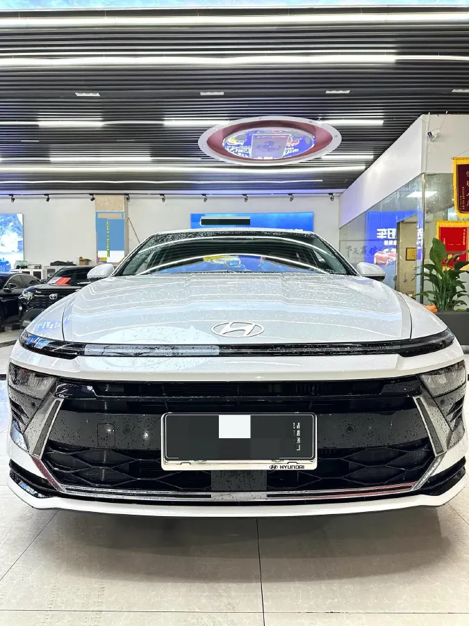 2024 Hyundai Sonata 1.5T 170HP L4 8AT,autocango,china used car exporter,china ev exporter,chinese used car exporter,chinese used ev exporter