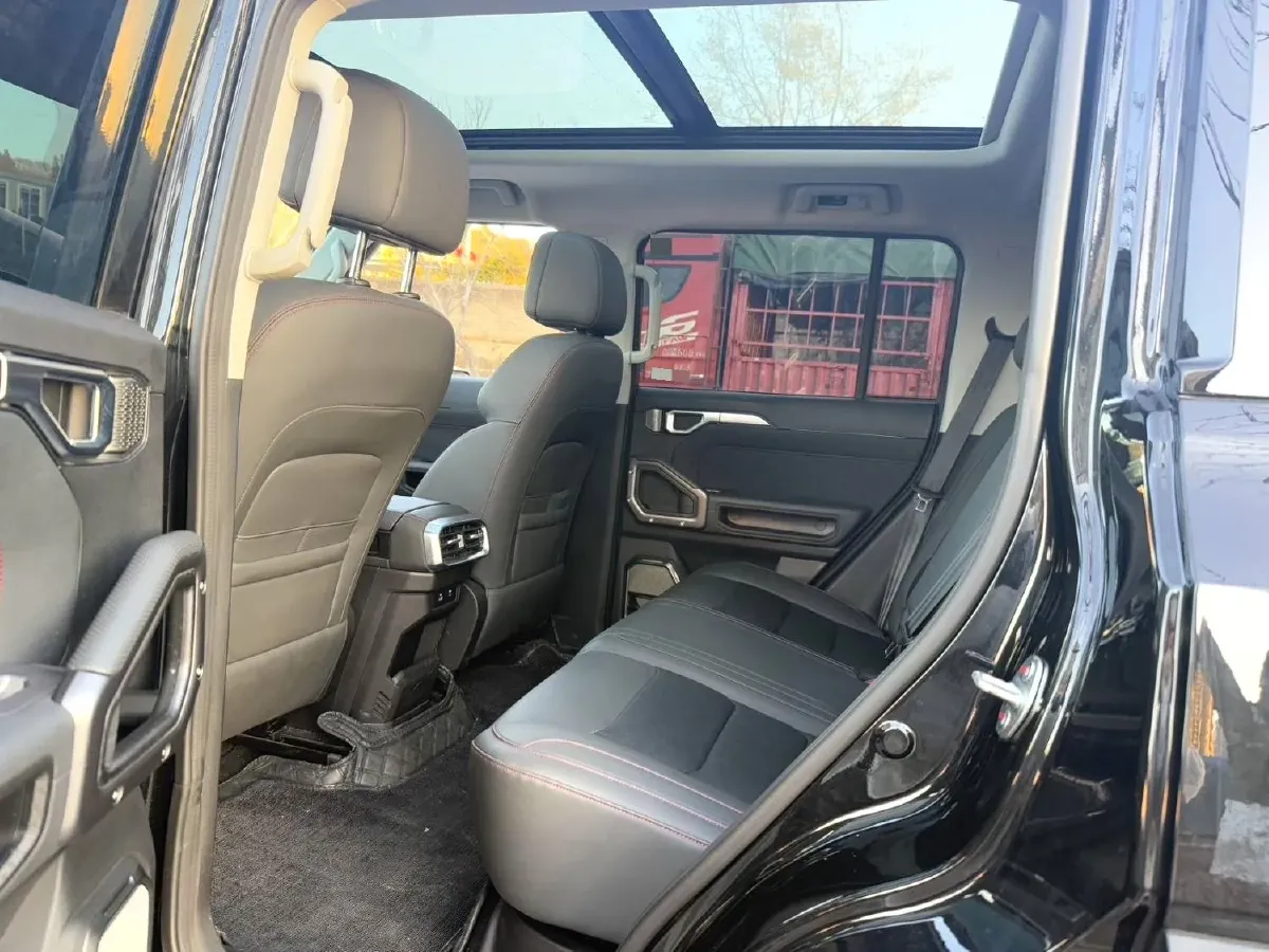 2023 Jetour Traveller 1.5T 184HP L4 7DCT,autocango,china used car exporter,china ev exporter,chinese used car exporter,chinese used ev exporter