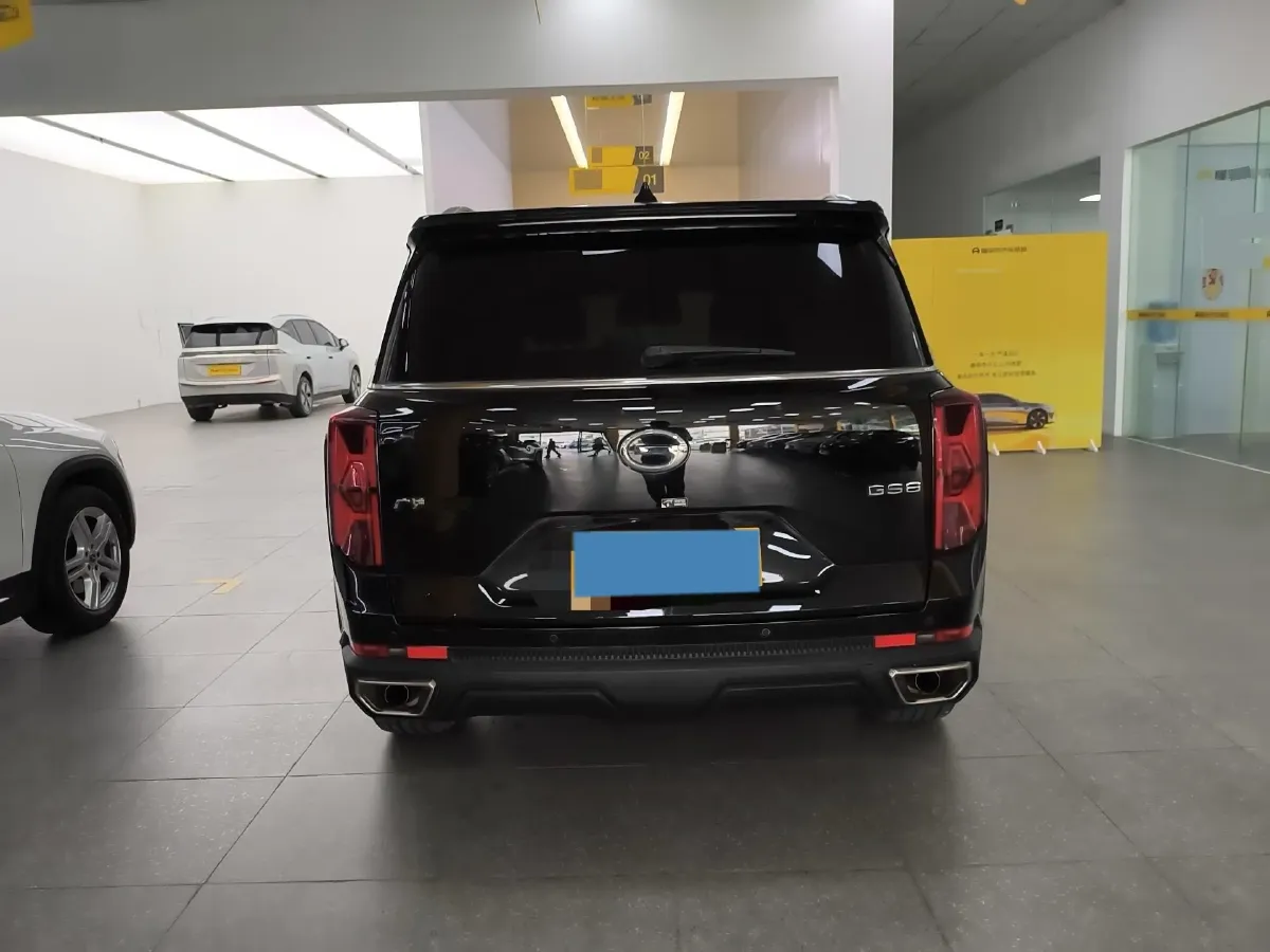 2022 GAC Trumpchi GS8 2.0T 252HP L4 8AT,autocango,china used car exporter,china ev exporter,chinese used car exporter,chinese used ev exporter