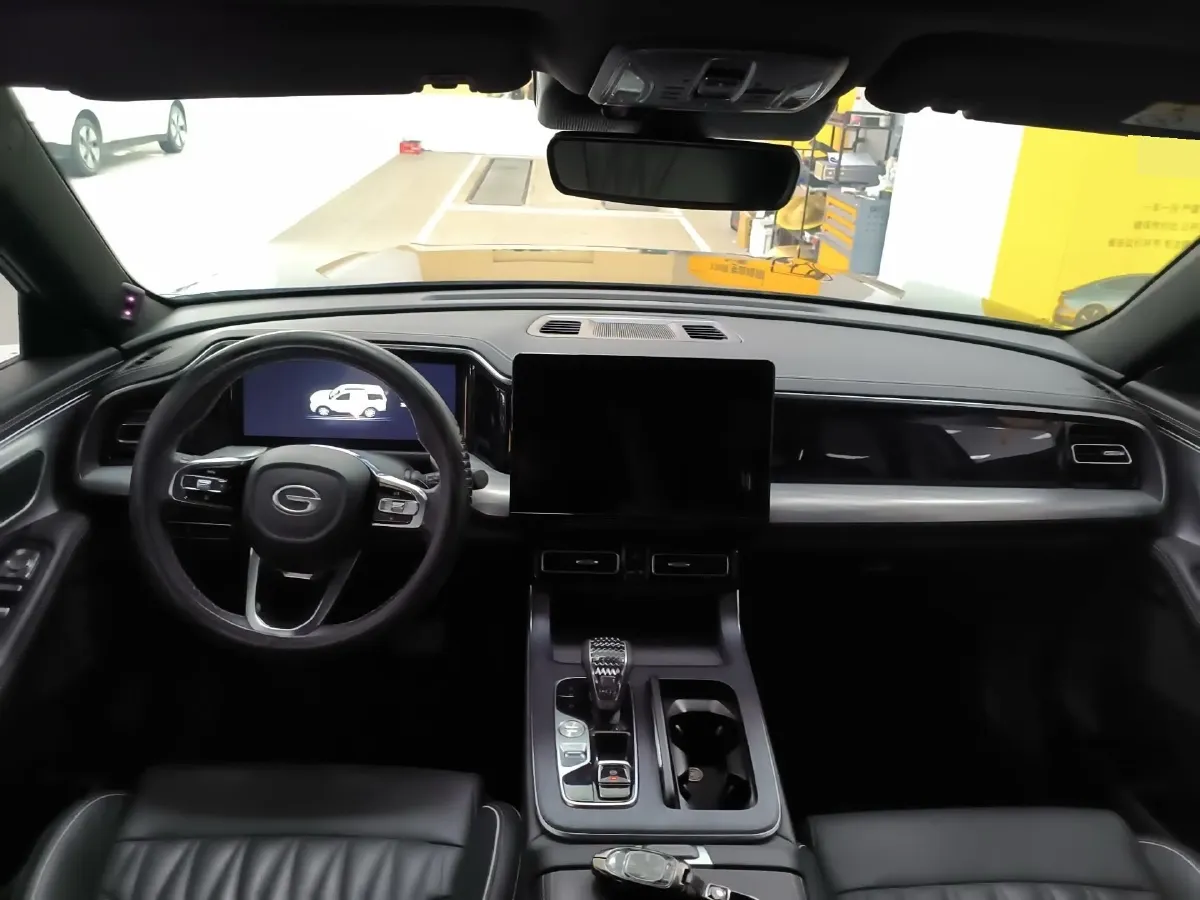 2022 GAC Trumpchi GS8 2.0T 252HP L4 8AT,autocango,china used car exporter,china ev exporter,chinese used car exporter,chinese used ev exporter